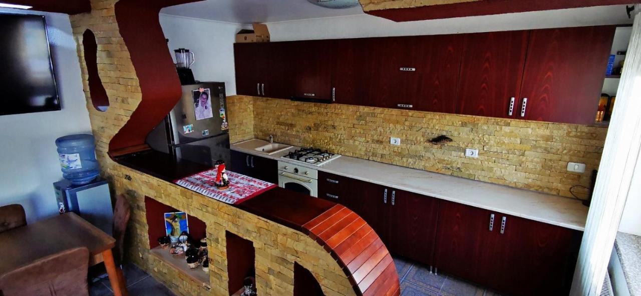 Casa De Vacanta Dalia Si Crina Babadag Ngoại thất bức ảnh